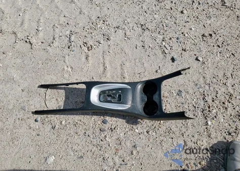 2015 Dodge Journey Sxt z USA, uszkodzony, nr VIN 3C4PDCBG9FT632117